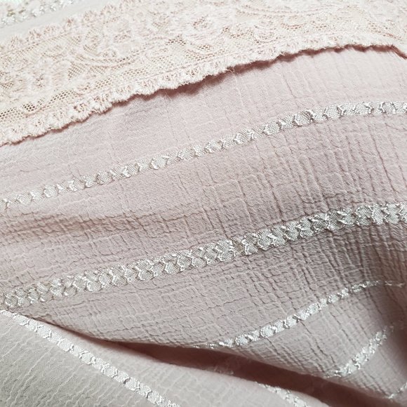 Pink top - Picture 6 of 8